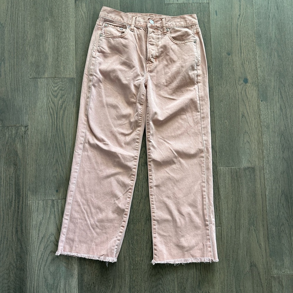 American Eagle High Rise Frayed Hem Pink Jeans